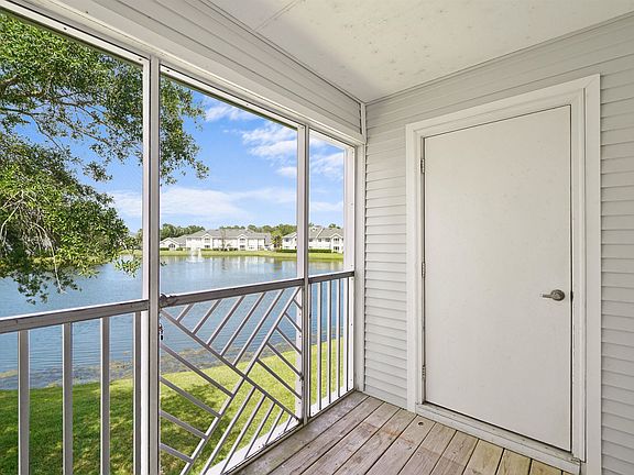 2nd image of 24202 Harbour Vista Cir #24202