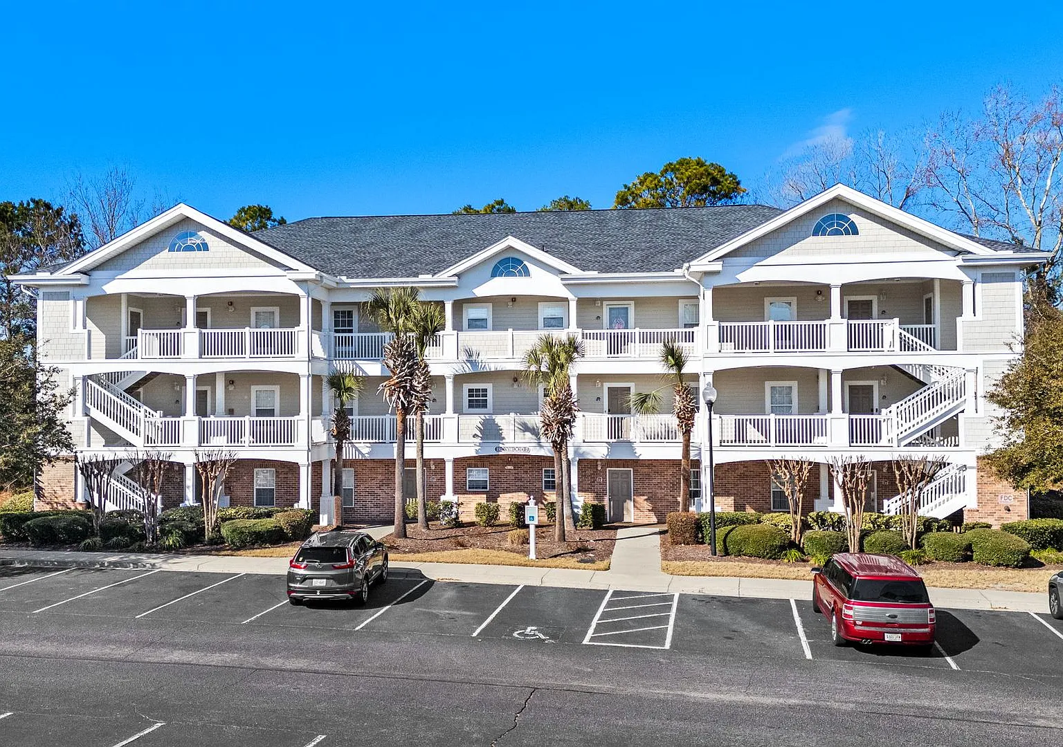 Snowbird Rental - Golf Paradise — Photo 1