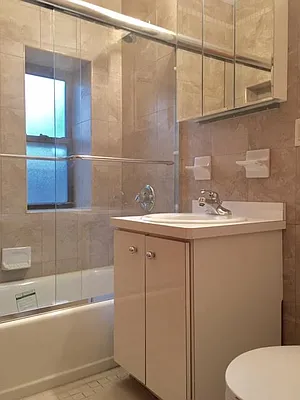 Rented by Quest Realty Sunnyside Corp | media 18