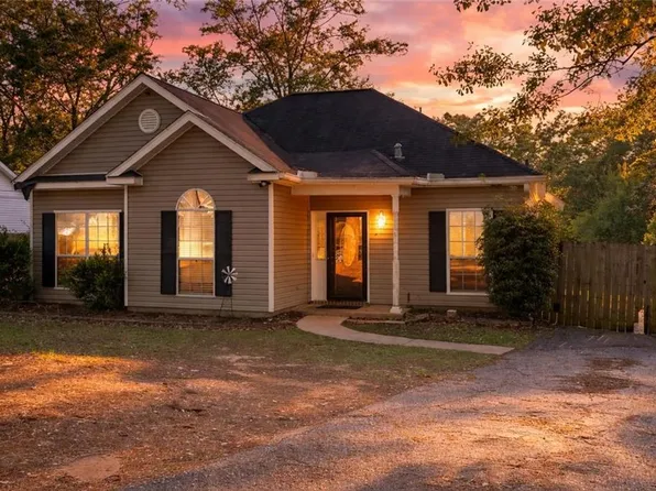 740 Copperfield Dr W, Mobile, AL 36608