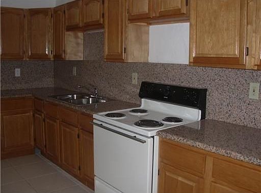 2nd image of 7115 Tropicana St