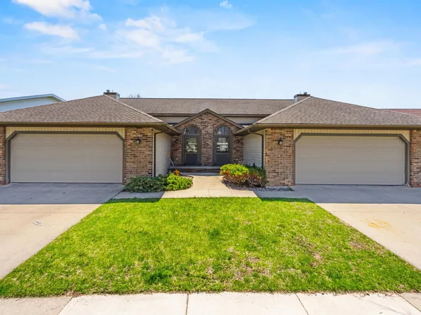 801 W Ridgeview Dr, Appleton, WI 54914