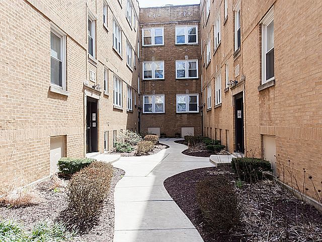1st image of 3425 W Shakespeare Ave APT 3A