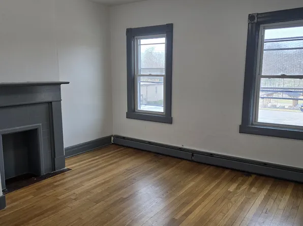 95 Catharine St #2, Poughkeepsie, NY 12601