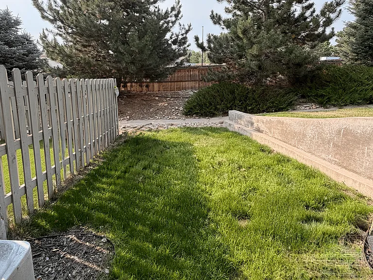 2031 Oakcrest Cir — Photo 41