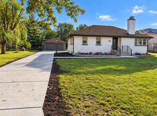 9441 Greenwood Dr, Des Plaines, IL 60016
