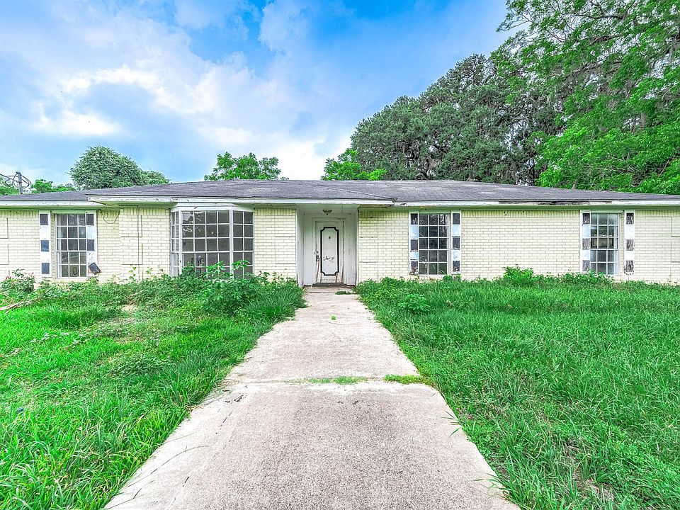 1st image of 2719 Fm 524 Rd