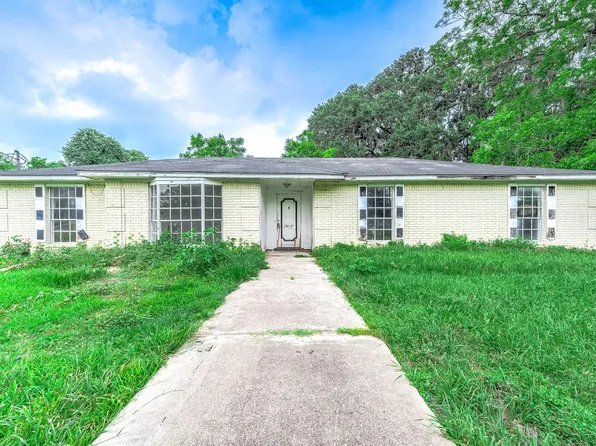 2719 Fm 524 Rd, Sweeny, TX 77480