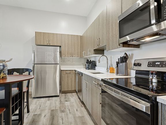 3rd image of 102 River House Pl #2N