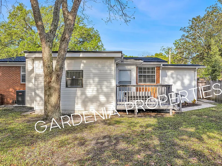 1353 Placid Pl — Photo 35