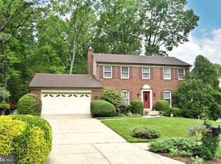 9754 Ironmaster Dr, Burke, VA 22015