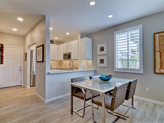 4th image of 2204 River Run Dr Unit 15