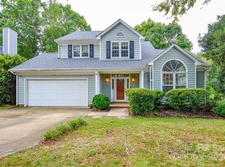 7425 Reedy Creek Rd, Charlotte, NC 28215