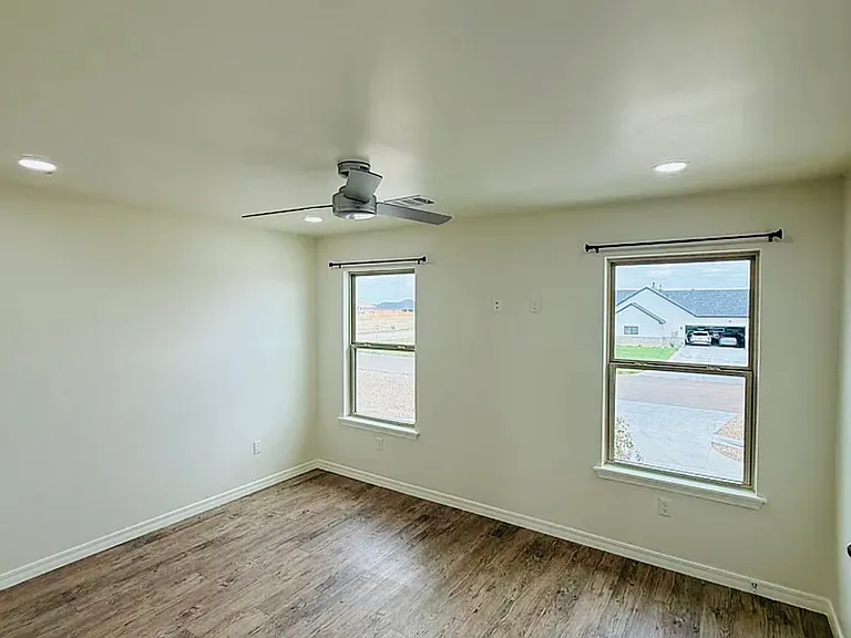 9177 Redbud Rd #2 — Photo 28