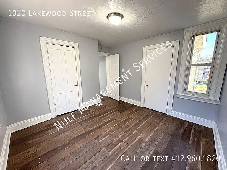 1020 Lakewood St — Photo 5