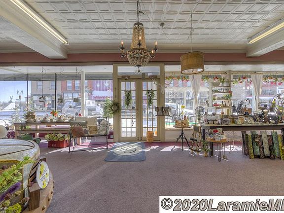 3rd image of 206 S 2nd St