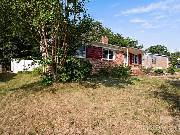 4th image of 203 Kenwood Dr