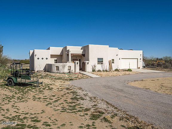 2nd image of 3000 Wildwind Rd