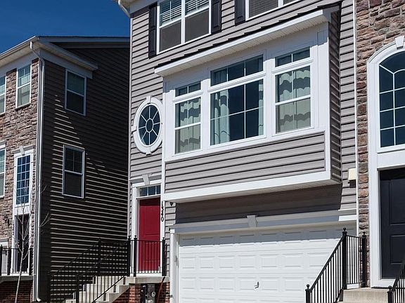 3rd image of 1340 Chapel Centre Dr