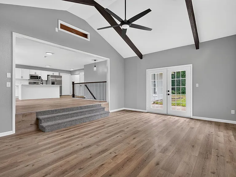 2111 Timber Creek Dr — Photo 13