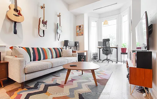 165 Carlton St #1 Photo 1