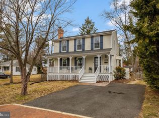 406 Blue Ridge Ave NE, Leesburg, VA 20176