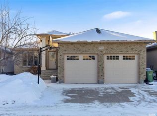 2906 St James CRESCENT, Regina, SK S4V 2Z1