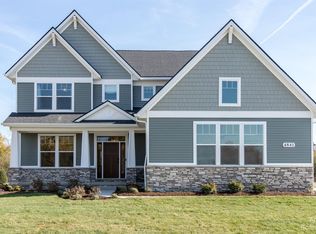 5928 Harbor Trail Dr #136, Whitmore Lake, MI 48189