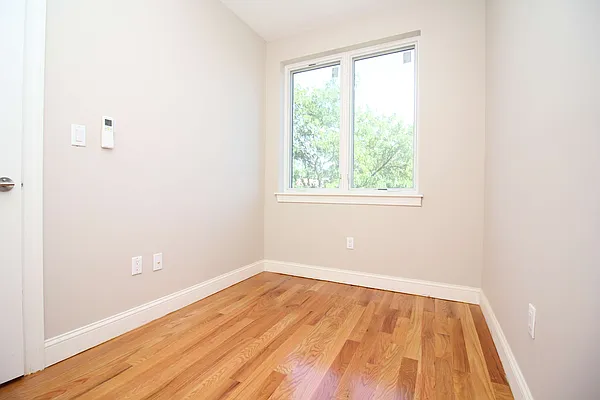 Rented by Nooklyn NYC LLC | media 2