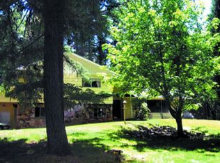 1765 Queens Branch Rd, Rogue River, OR 97537