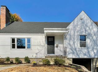 94 Wood Ave, Stratford, CT 06614