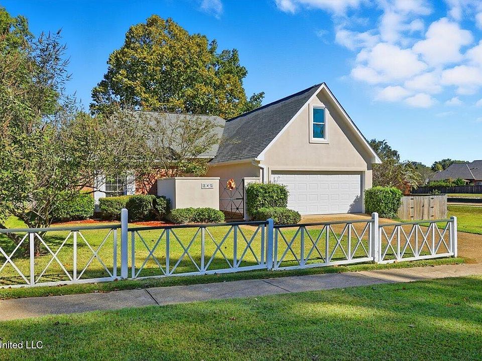 2nd image of 345 Avonlea Ln