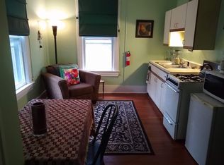 620 W Edwards St #3, Springfield, IL 62704