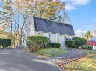 85 Paulk Ter, Springfield, MA 01128