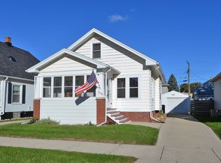 2029 Superior St, Racine, WI 53402