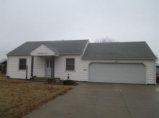 825 Birch Ave, Blackwell, OK 74631