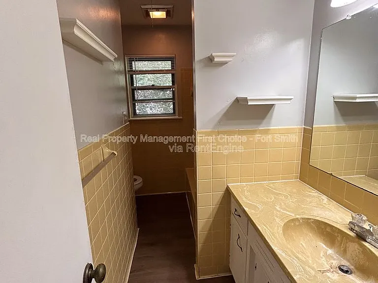 6315 Crimson Ave — Photo 17