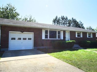 644 John Mitchell Ave, Phillipsburg, NJ, 08865