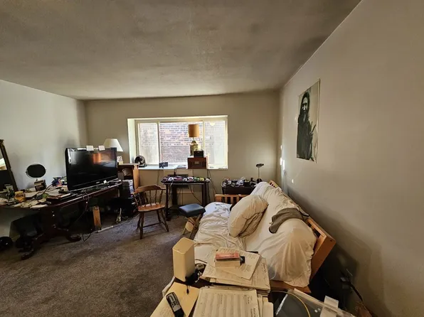 200 Kelton St APT 33, Allston, MA 02134