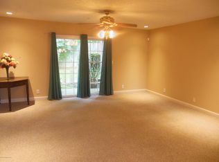175 Central Blvd APT 10, Mount Washington, KY 40047