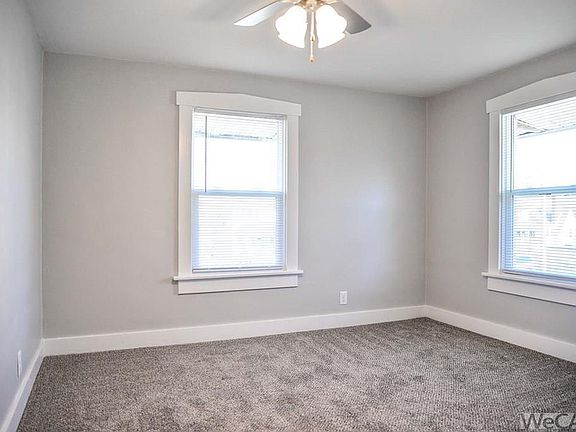 4th image of 1227 Leland Ave