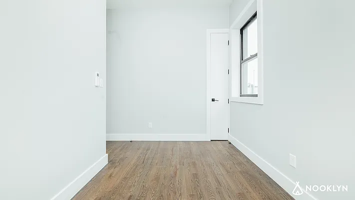 Rented by Nooklyn NYC LLC | media 15