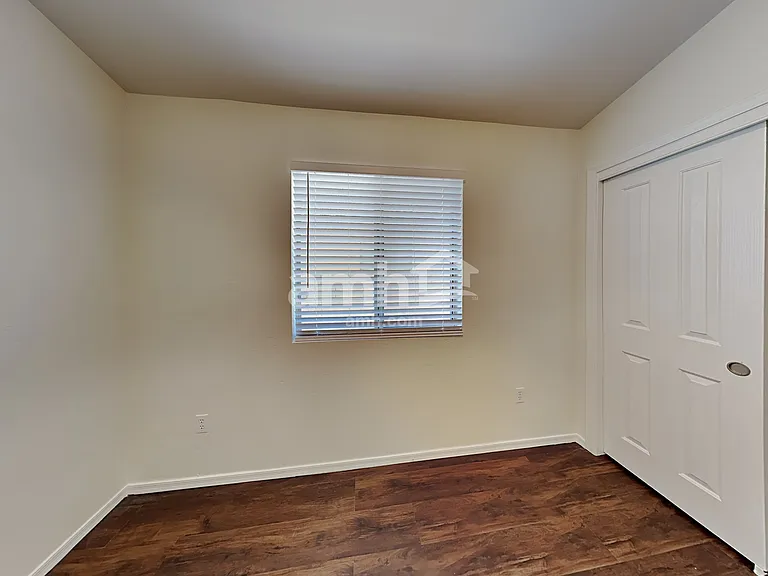 7918 S Clarkson Ct — Photo 13