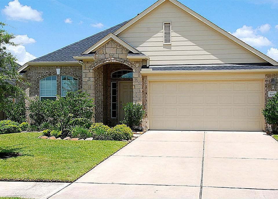 1st image of 8011 Haven Bend Ln
