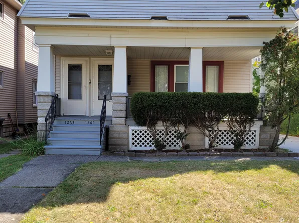 1265 Webb Rd, Lakewood, OH 44107