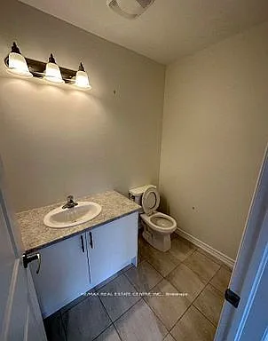 787 Kootenay Path N — Photo 15