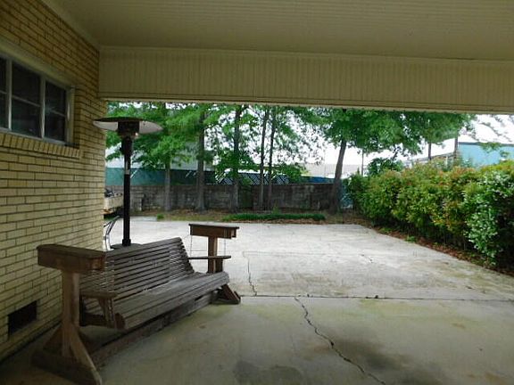 5th image of 103 N Dogwood Ave