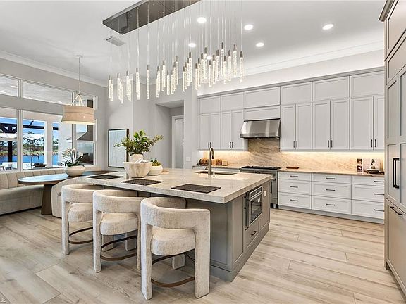 3rd image of 8871 Nevis WAY