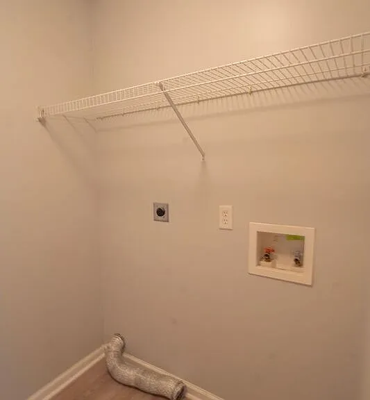 123 W Tisbury Ln — Photo 25