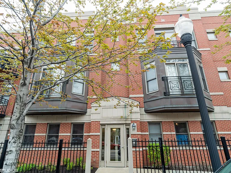1415 S Halsted St #3A — Photo 1